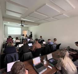 Einblick in das Seminar von Dr. Wambsganß